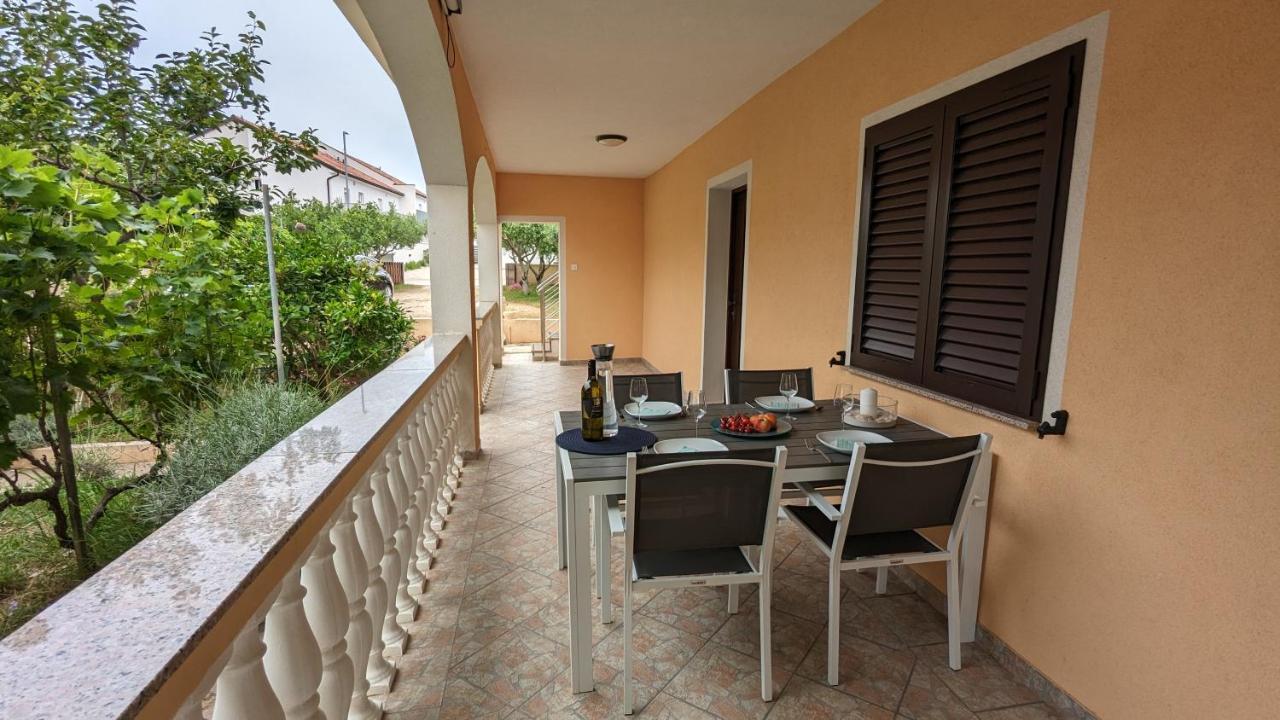 Apartmani Lavanda Vrsi Exterior photo