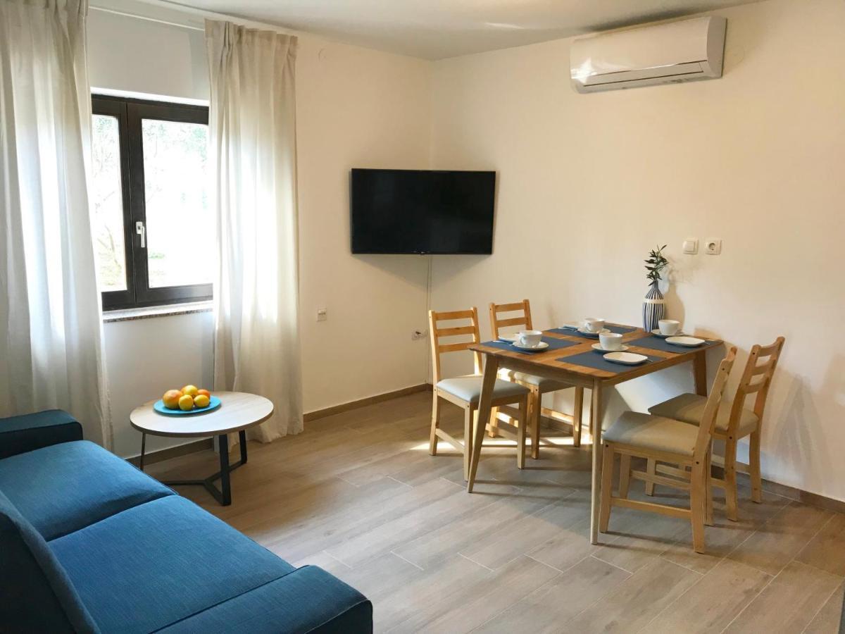 Apartmani Lavanda Vrsi Exterior photo